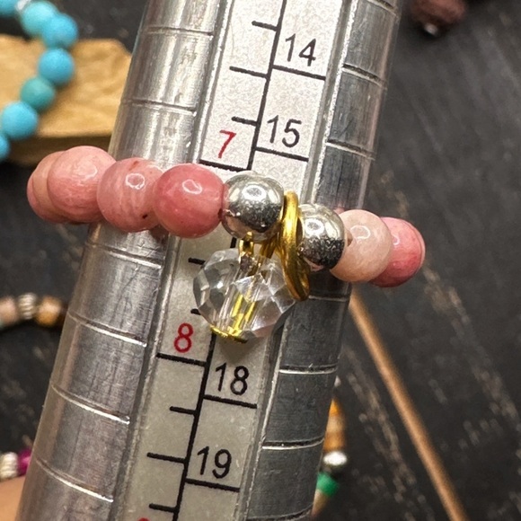 Rhodonite infinity band beaded gem ring - Picture 2 of 3